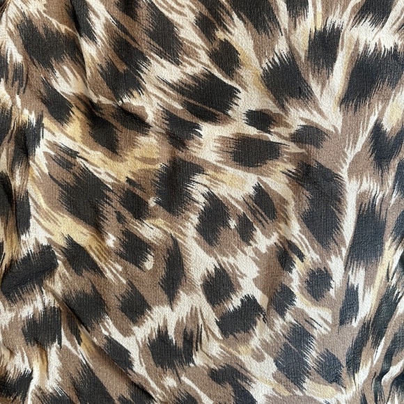 Warehouse 100% silk leopard blouse NBW new - Picture 4 of 6